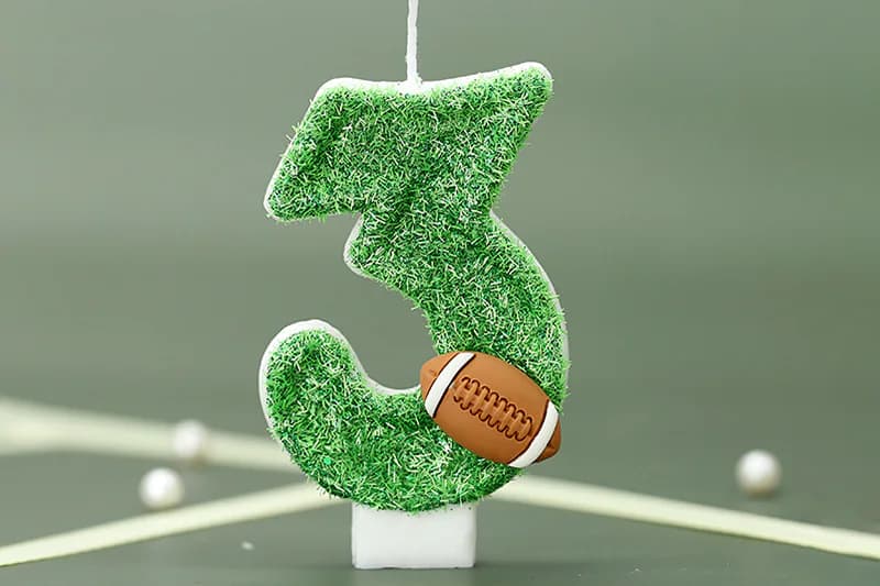 Fresh Green Sports series rugby decorations adorn birthday candle, Birthday Candles product view 3 of 3