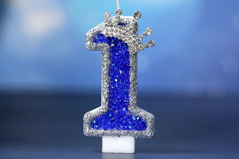 Popular Dream Blue Crown style digital birthday cake candle, Birthday Candles product view 2 of 3
